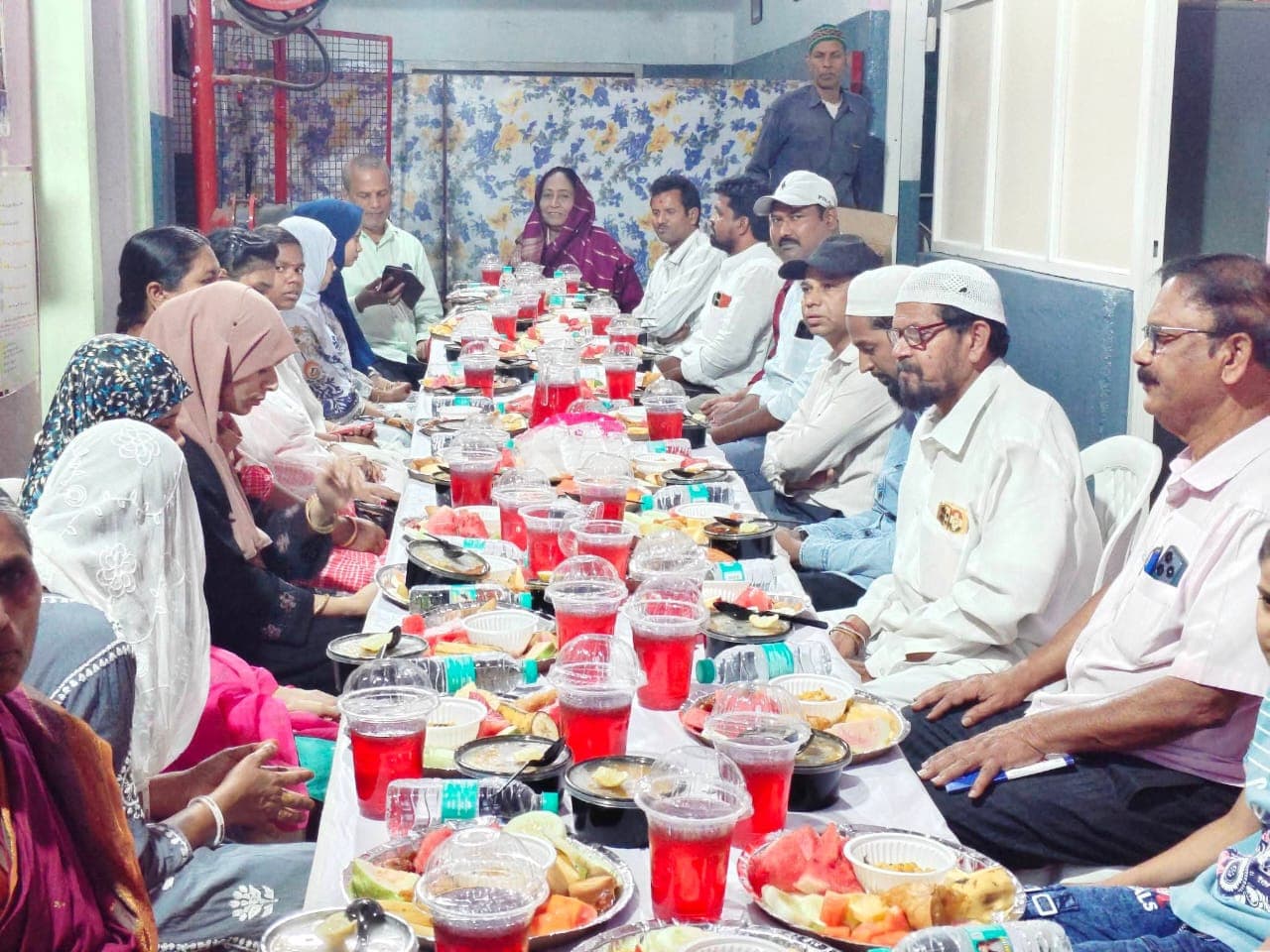 జూబ్లీహిల్స్లో అస్మత్ ఉన్నిసా ఆధ్వర్యంలో ఘనంగా ఇఫ్తార్ విందు